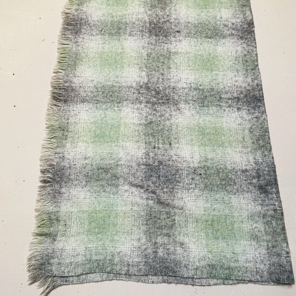 Korsyth of Edinburgh Royal Mile Wool 57.5 X 74 Throw‎ Stadium Blanket Fringe